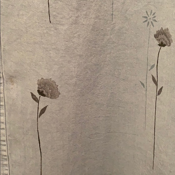 Timbuktu Sleeveless Top in Artsy Chambray Cloth. - Picture 4 of 9